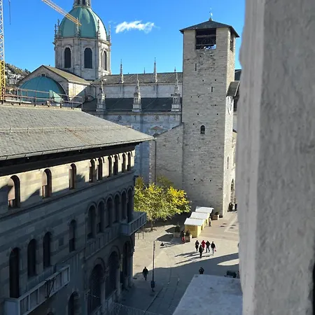 Vittani Palace - The קומו